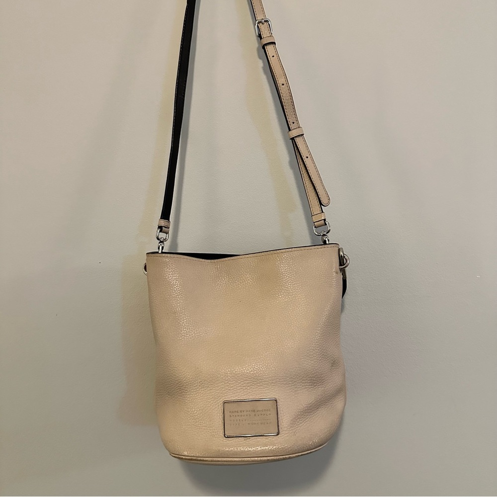 MARC By Marc Jacobs M0007264 Ligero Bucket Bag-Shoulder/Crossbody Bag Papyrus